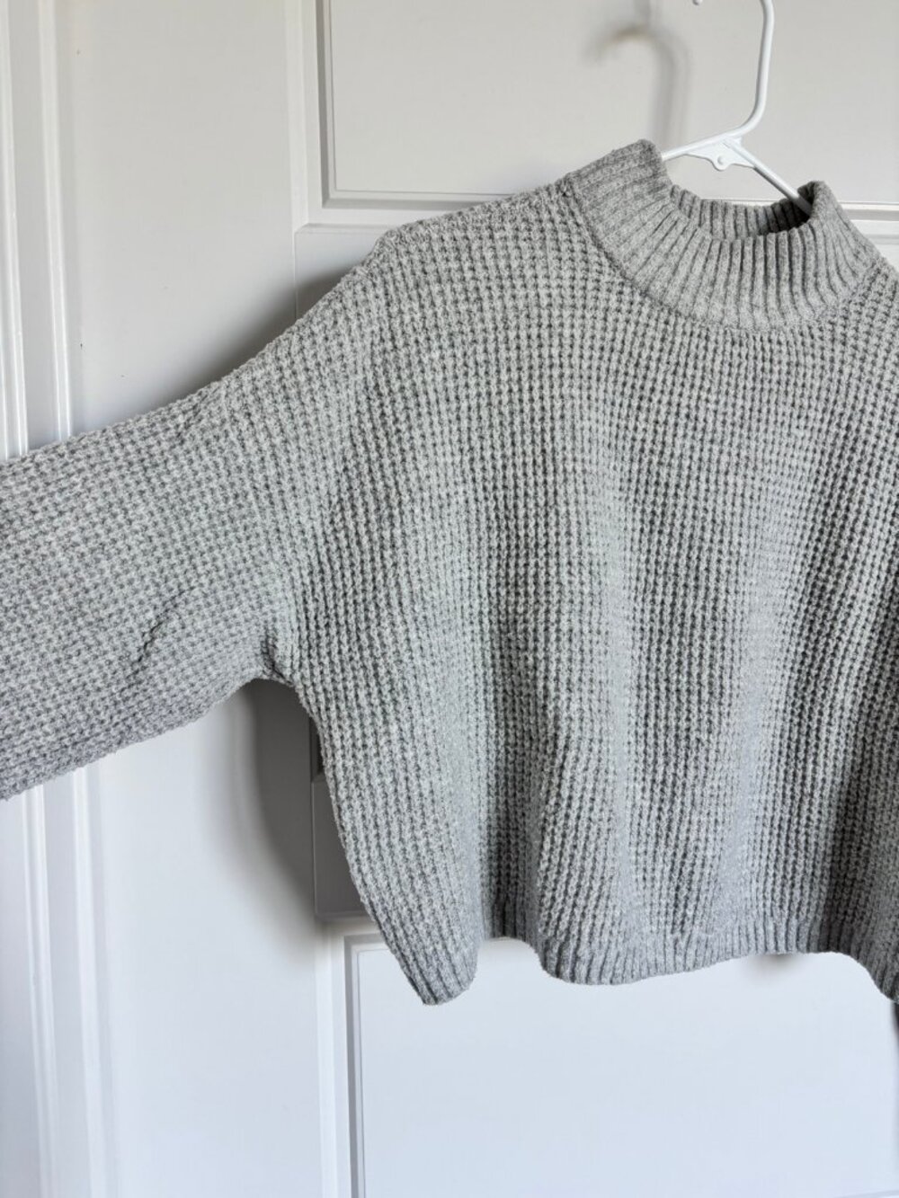 Hollister Gray Chunky Knit Mock Neck Sweater — Women's M, Soft Cozy - Picture 2 of 6